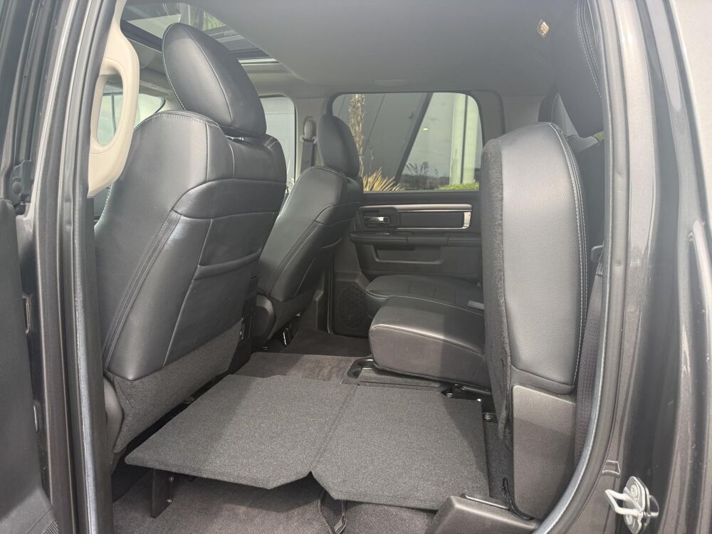 RAM 1500 CREW SPORT CLASSIC 2019 occasion 91830 Le Coudray-Montceaux