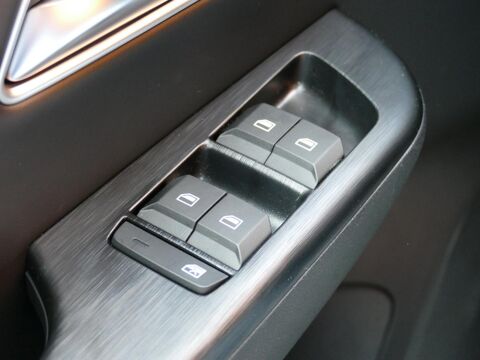 ZS EV II 1.5 HYBRID+ 197 LUXURY - BVA & PACK TO. 2026 occasion 77090 Coll&eacute;gien
