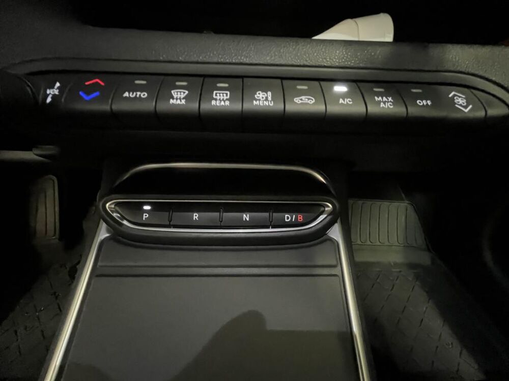 Avenger JEEP ELECTRIC 155 84PPM 54KWH SUMMIT 2WD BVA occasion 02000 Laon