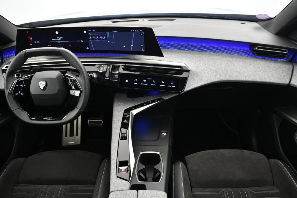 5008 Plug-in Hybrid 225 ch e-DCS7 GT occasion 17130 Montendre