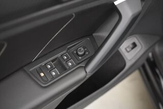 Tiguan 2.0 TDI 150ch DSG7 R-Line T.O/IQ LIGHT/CAM 360/A.T.H 2021 occasion 17130 Montendre
