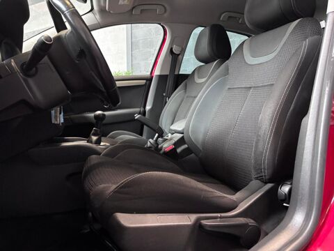 C4 1.2i 110CH FINITION Millenium - GARANTIE 6 MOIS MINIMUM 2015 occasion 33700 M&eacute;rignac