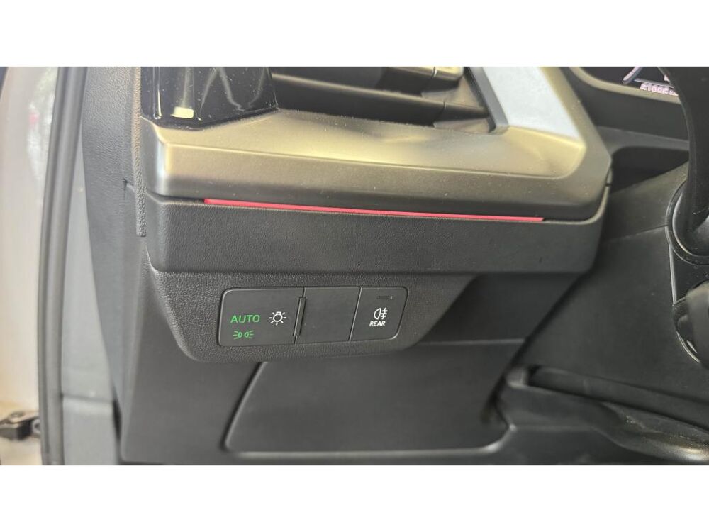 Q4 35 e-tron - Si&egrave;ges chauffants - CarPlay 2022 occasion 60740 Saint-Maximin