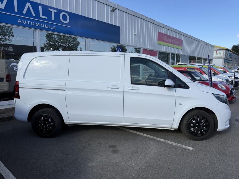 Vito 110 CDI COMPACT FWD FIRST 2021 occasion 49070 Beaucouz&eacute;