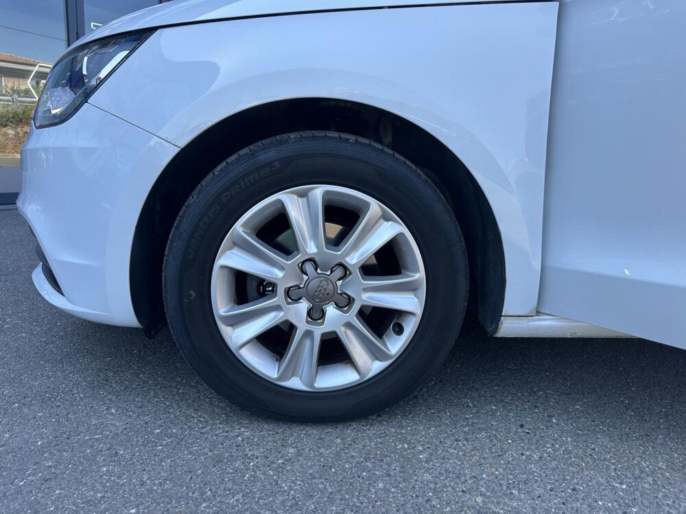 A1 Sportback 1.6 TDI DPF - 90 - BV S-Tronic Business line - GA 2013 occasion 33450 Montussan