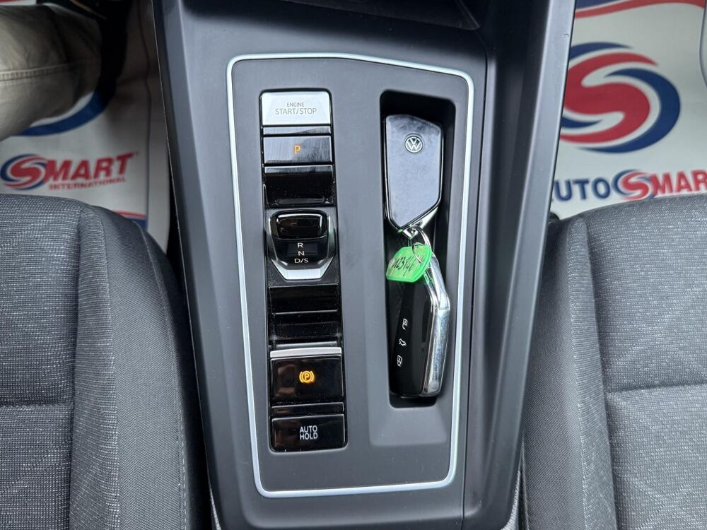 Golf SW 2.0 TDI SCR - 116 Bva Life Business - CARPLAY + CAMERA AR 2022 occasion 19100 Brive-la-Gaillarde