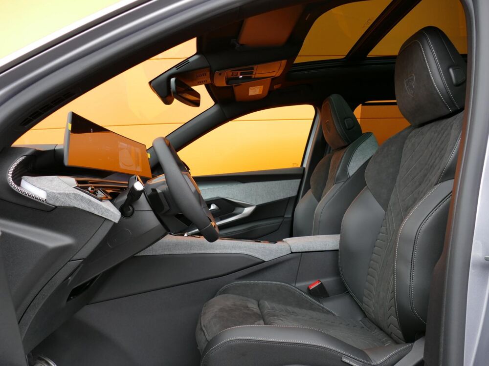 5008 III HYBRID 145 GT EXCLUSIVE - BV E-DCS6 PACK TO. 2026 occasion 77090 Coll&eacute;gien