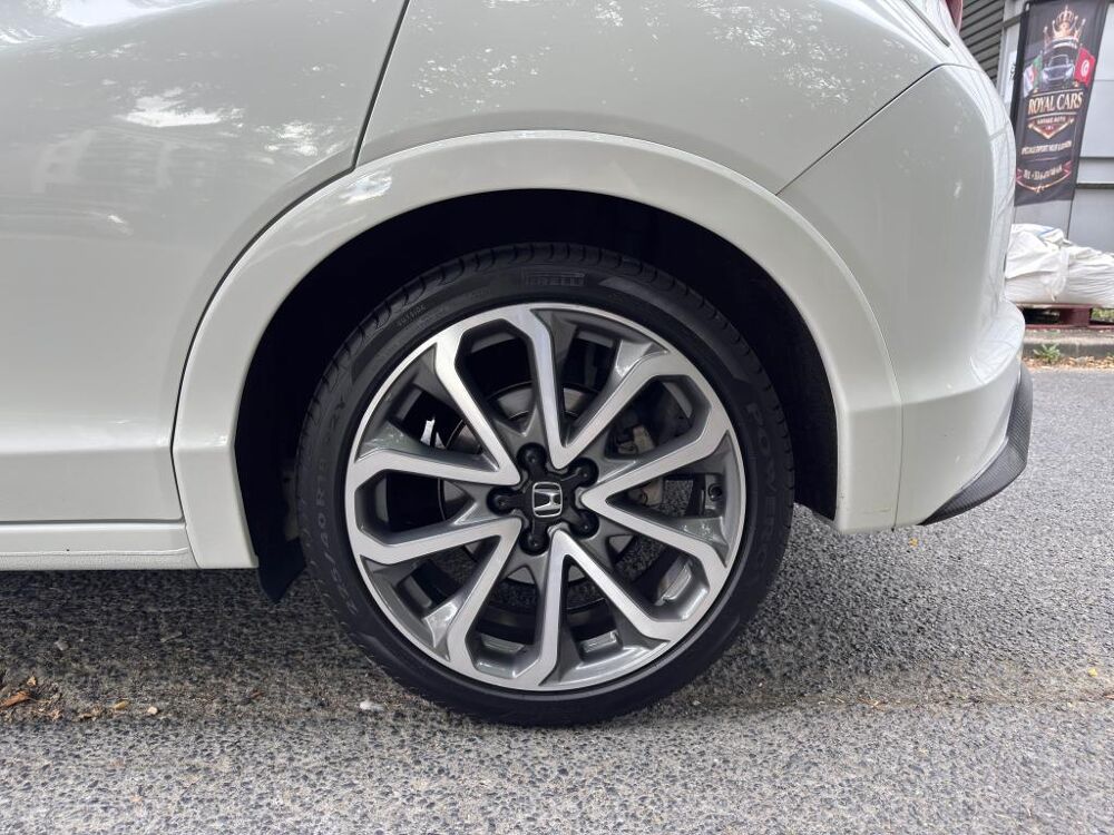 Civic 2.2 i-DTEC 2012 BERLINE Ex&eacute;cutive 2013 occasion 77185 Lognes