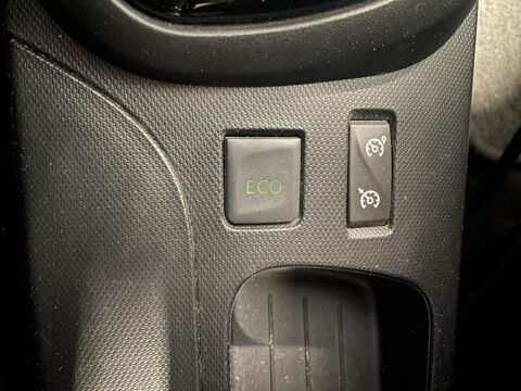 Captur 1.2 Energy TCe 120cv BV EDC Zen Garantie 12 mois 2015 occasion 33500 Libourne