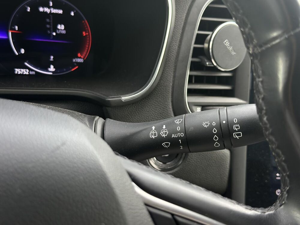 M&eacute;gane IV 1.5 dCi 115 IV Intens + CARPLAY + CAMERA + TETE HAUTE 2021 occasion 13760 Saint-Cannat