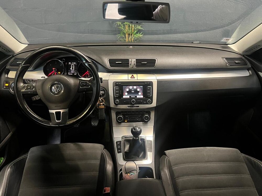 Passat 2.0 16V TDI BlueMotion - 140ch Carat - GARANTIE 6 MOIS MINIM 2011 occasion 33700 M&eacute;rignac