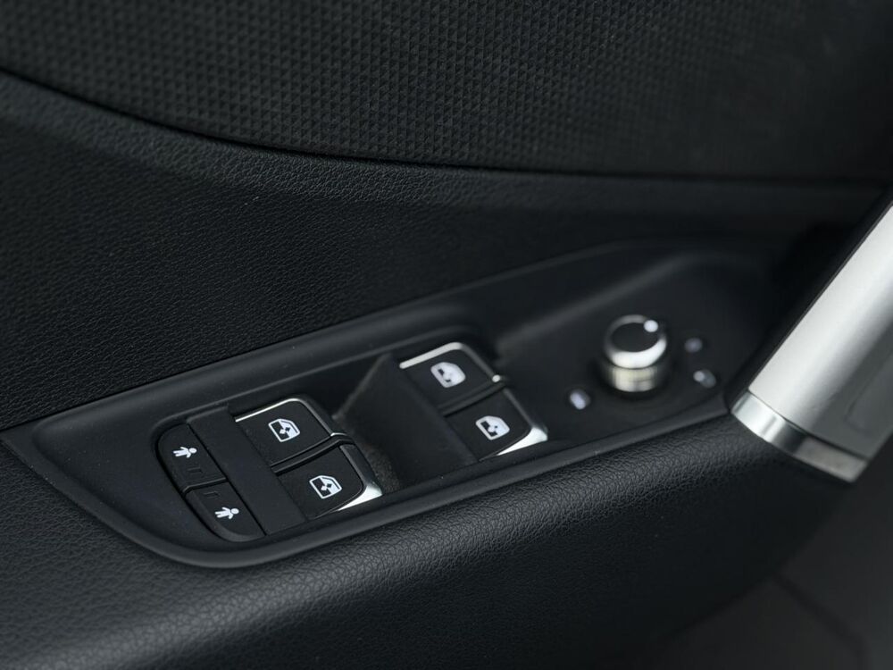 Q2 2.0 30 TDI 116 S-tronic S line avec Cam&eacute;ra, Apple Car Play e 2021 occasion 35300 Foug&egrave;res