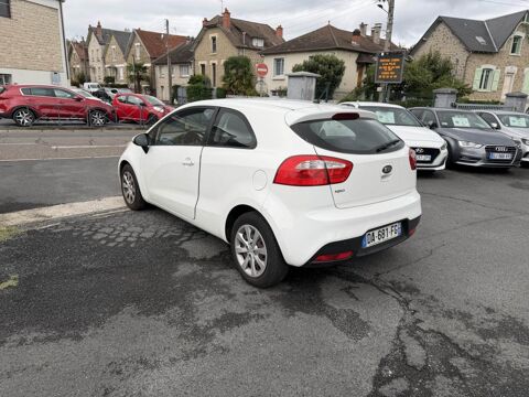 Rio 1.2i - 85 Style + clim 2013 occasion 19100 Brive-la-Gaillarde