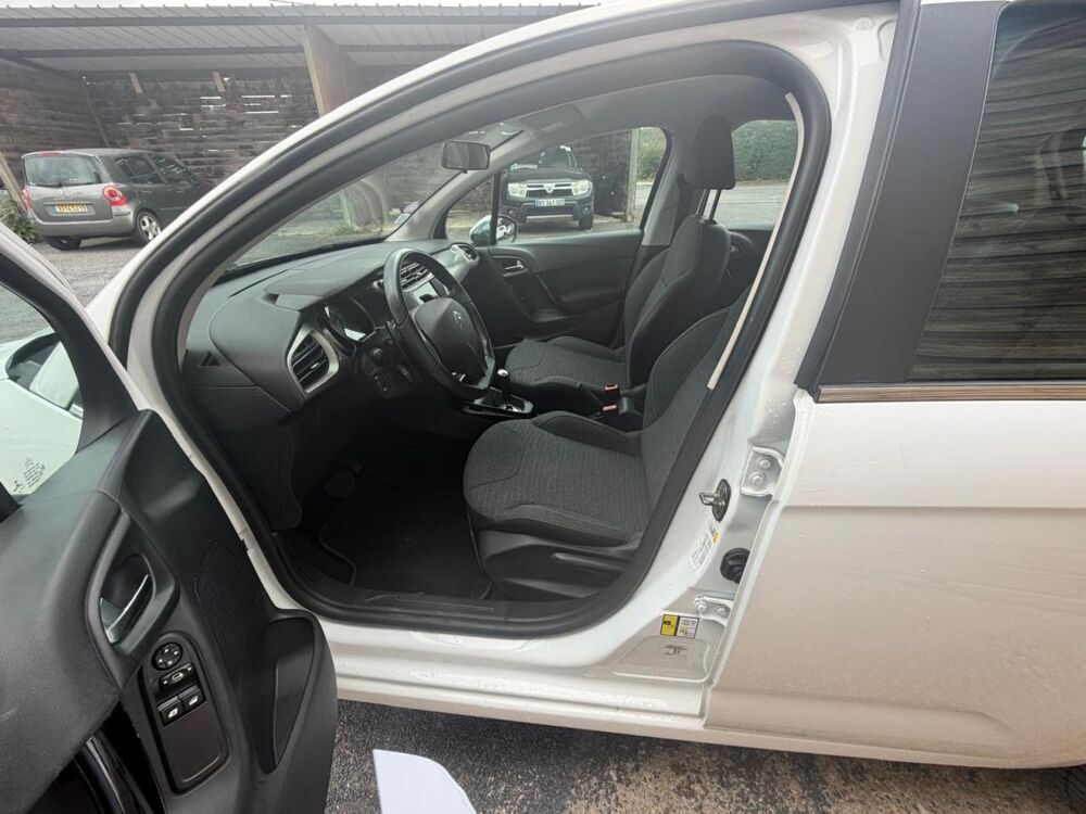 C3 1.2 PureTech boite auto - 82 Confort PHASE 2 2016 occasion 19100 Brive-la-Gaillarde