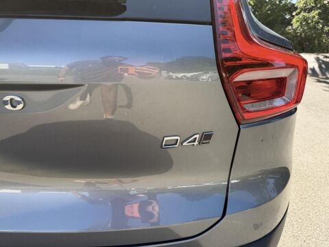 XC40 D4 AWD AdBlue - 190 - BVA Geartronic Momentum 2018 occasion 35780 La Richardais