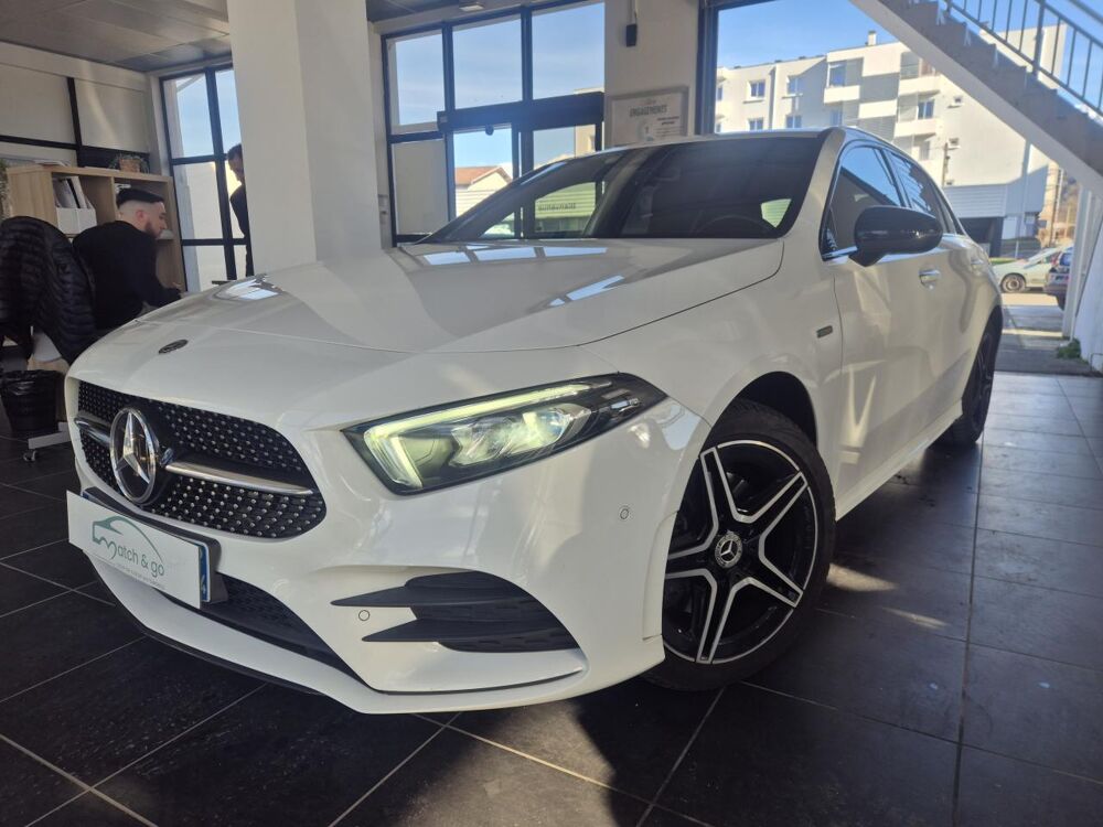 Classe A A 250 e - BV 8G-DCT BERLINE 5P - BM 177 AMG Line PHASE 1 2020 occasion 38400 Saint-Martin-d'H&egrave;res