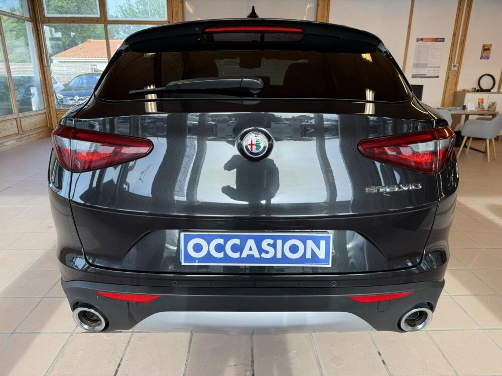 Stelvio 2.2 D - 190 - BVA Lusso / Revision + Distribution OK - Gara 2019 occasion 33700 M&eacute;rignac