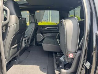 RAM 1500 CREW LAIE SPORT NIGHT EDITION AIR 2025 occasion 91830 Le Coudray-Montceaux