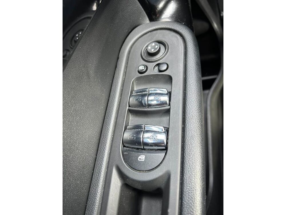 Countryman COOPER ESSENTIAL 136ch BVA F60 2023 occasion 44700 Orvault
