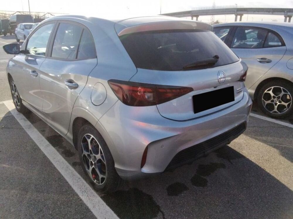 MG3 1.5 Hybrid+ 195 Luxury avec Cam&eacute;ra 360 et Si&egrave;ges chauffants 2025 occasion 35300 Foug&egrave;res
