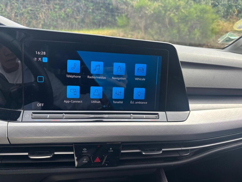 Golf BREAK 2.0 TDI 115 SCR LIFE BUSINESS DSG BVA 2021 occasion 42170 Saint-Just-Saint-Rambert