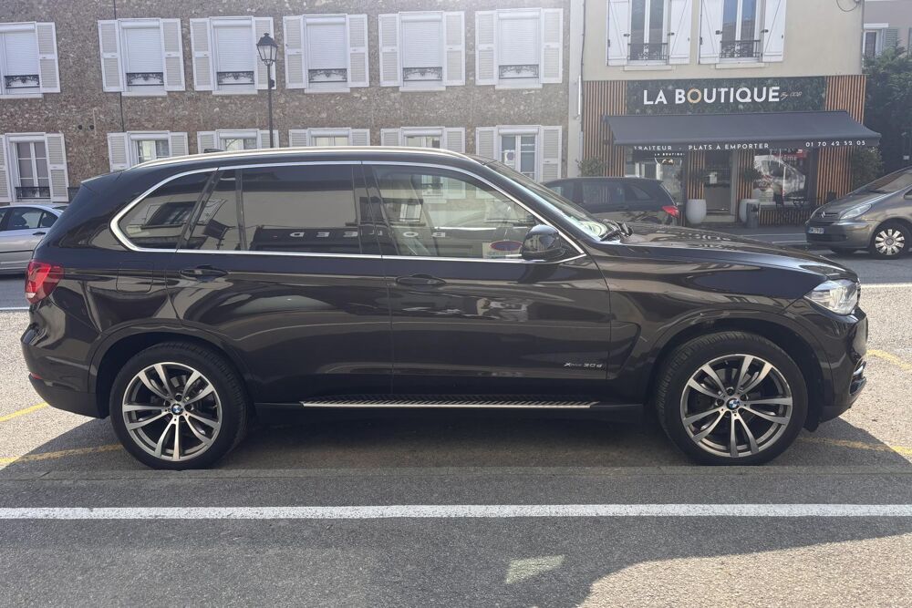 X5 F15 30d 258ch BVA Sport Toit ouvrant - Cam&eacute;ra de recul & Si&egrave; 2014 occasion 78760 Jouars-Pontchartrain