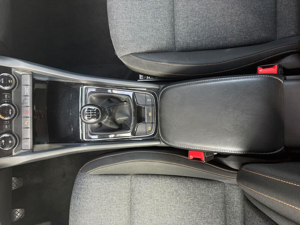 Karoq 1.0 TSI 110 Business, Cam&eacute;ra de recul, Carplay, Clim auto 2022 occasion 31660 Bessi&egrave;res