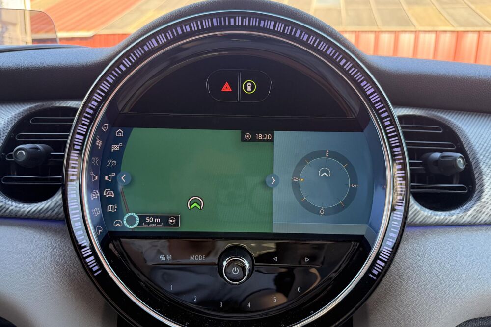 Cooper D Electric - 184 F56 LCI COUPE Cooper SE Electric - CARPLAY - 2021 occasion 78760 Jouars-Pontchartrain