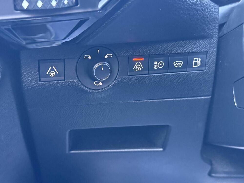DS3 DS7 E-Tense - 300 - 4x4 Rivoli GPS + CARPLAY + ATTELAGE + C 2020 occasion 19100 Brive-la-Gaillarde