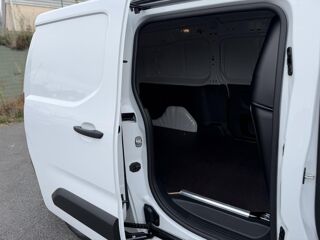 Berlingo VAN XL 1.5 BlueHDI 130 EAT8 Premium Connect 3 places, avec P 2026 occasion 35300 Foug&egrave;res
