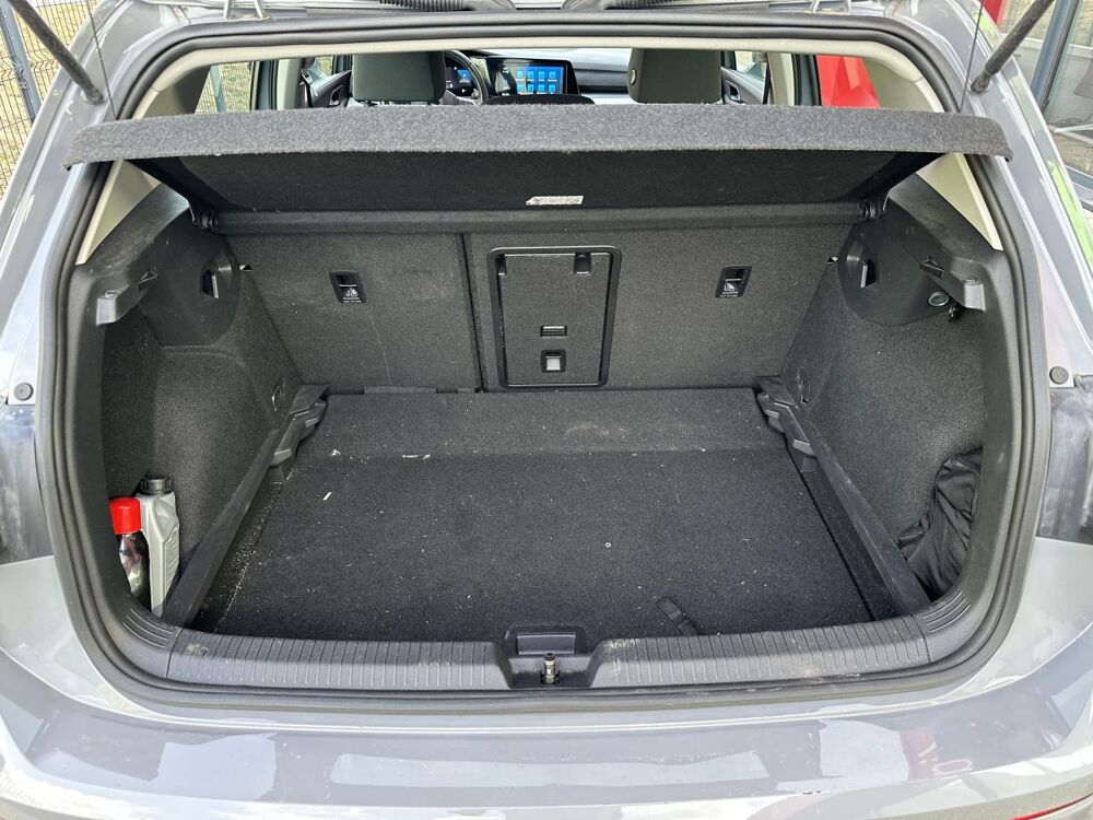Golf 1.5 eTSI OPF - 150 - BV DSG 7 VIII BERLINE Life 1st PHASE 1 2020 occasion 25300 Pontarlier