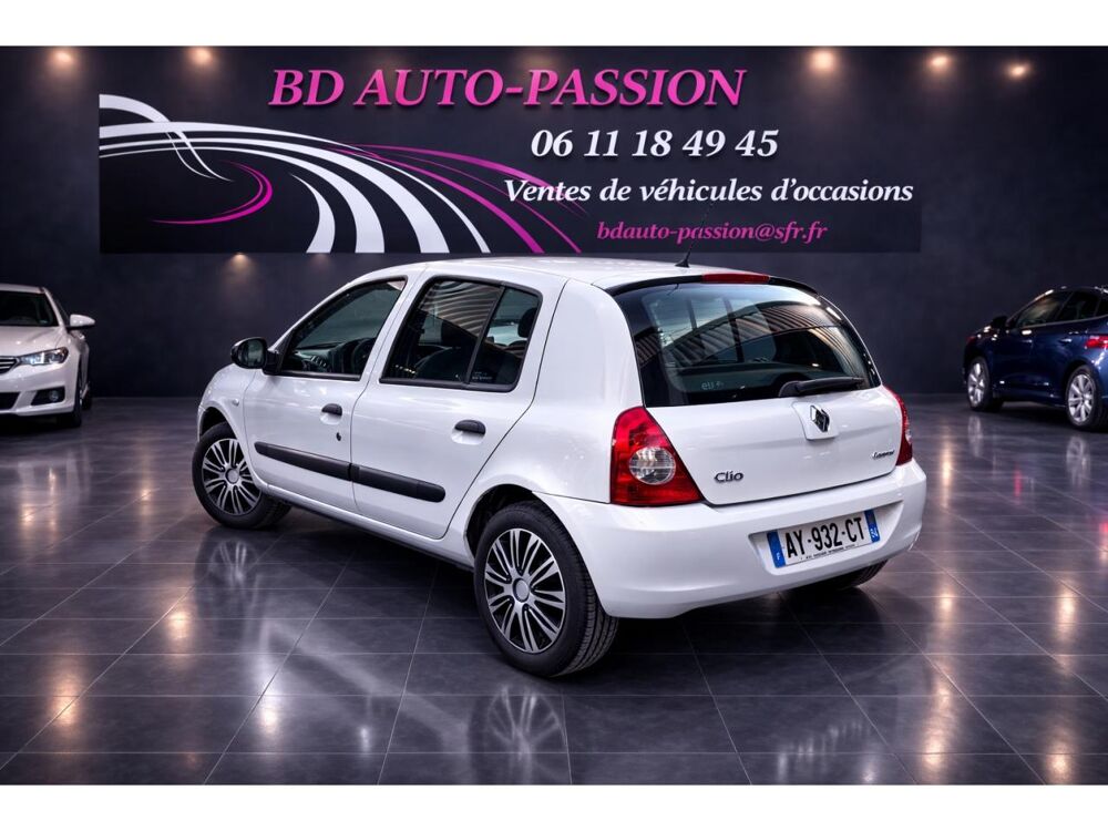 Clio 1.2i 75CH GPL II Campus Evolution / Distribution et entreti 2010 occasion 30260 Orthoux-S&eacute;rignac-Quilhan