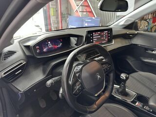 208 GENERATION-II 1.2 PURETECH 100 ALLURE START-STOP 2021 occasion 33370 Artigues-pr&egrave;s-Bordeaux