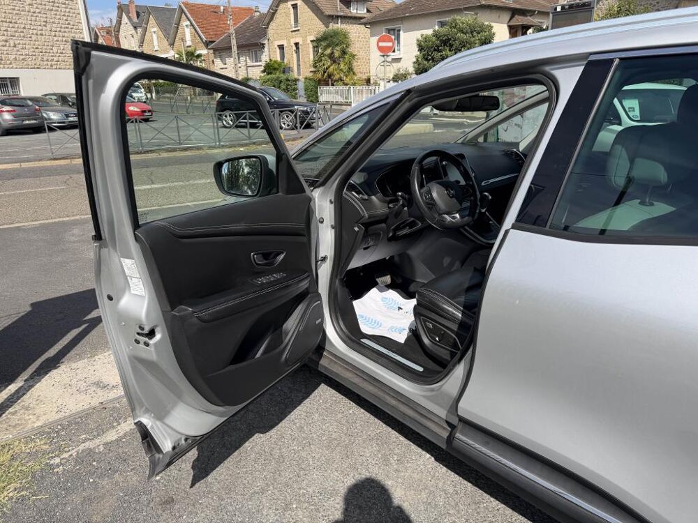 Sc&eacute;nic 1.6 Energy dCi - 160 Bva 7pl Initiale Paris gps + clim + cam 2018 occasion 19100 Brive-la-Gaillarde