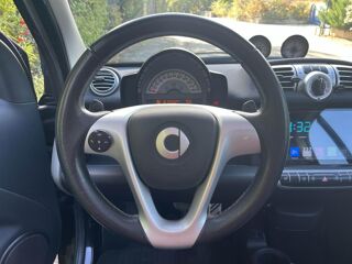 ForTwo 1.0i 84CH - KIT BRABUS - CARPLAY - SIEGES CHAUFFANTS - TOIT 2013 occasion 13760 Saint-Cannat