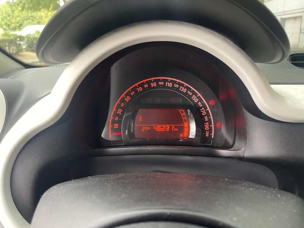 Twingo 1.0 SCe - 70 E6C Bo&icirc;te courte III BERLINE Life 2 2018 occasion 77185 Lognes