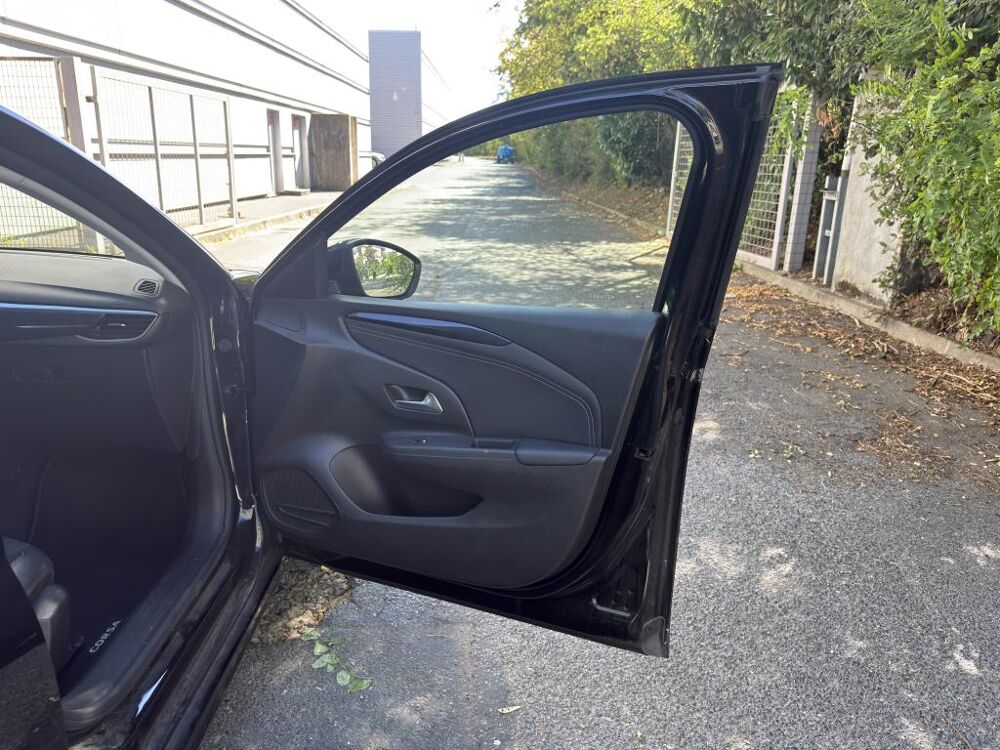 Corsa 1.2i Turbo - 100 S&S F BERLINE Elegance PHASE 1 2020 occasion 77185 Lognes
