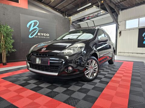 Renault clio ESTATE 1.2i 75 CH AUTHENTIQUE - GARANTIE