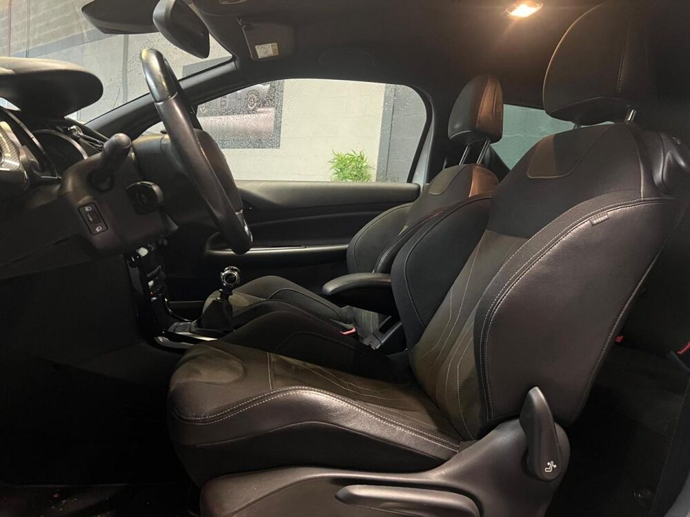 DS3 1.6 THP 165 CH FINITION Sport Chic GARANTIE 6 MOIS 2016 occasion 33700 M&eacute;rignac