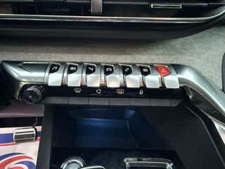 3008 1.5 BlueHDi S&S - 130 - BV EAT8 GT GPS + CARPLAY + CAMERA A 2022 occasion 19100 Brive-la-Gaillarde