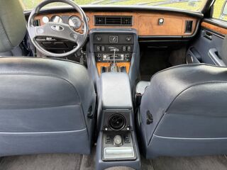 XJ 12 SOVEREIGN BVA 1985 occasion 38330 Montbonnot-Saint-Martin