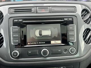 Tiguan 2.0 16V TDI BlueMotion - 140 -DSG7 Carat 4Motion PHASE 2- S 2014 occasion 33450 Montussan