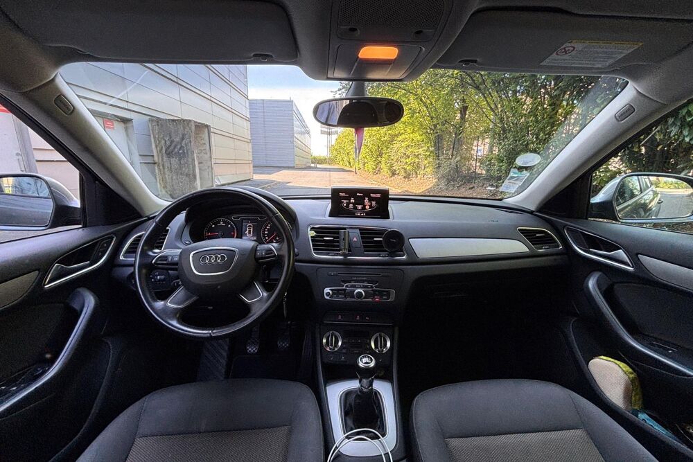 Q3 2.0 TDI DPF - 140 Ambiente - DISTRIBUTION OK - EMBRAYAGE OK 2012 occasion 77185 Lognes