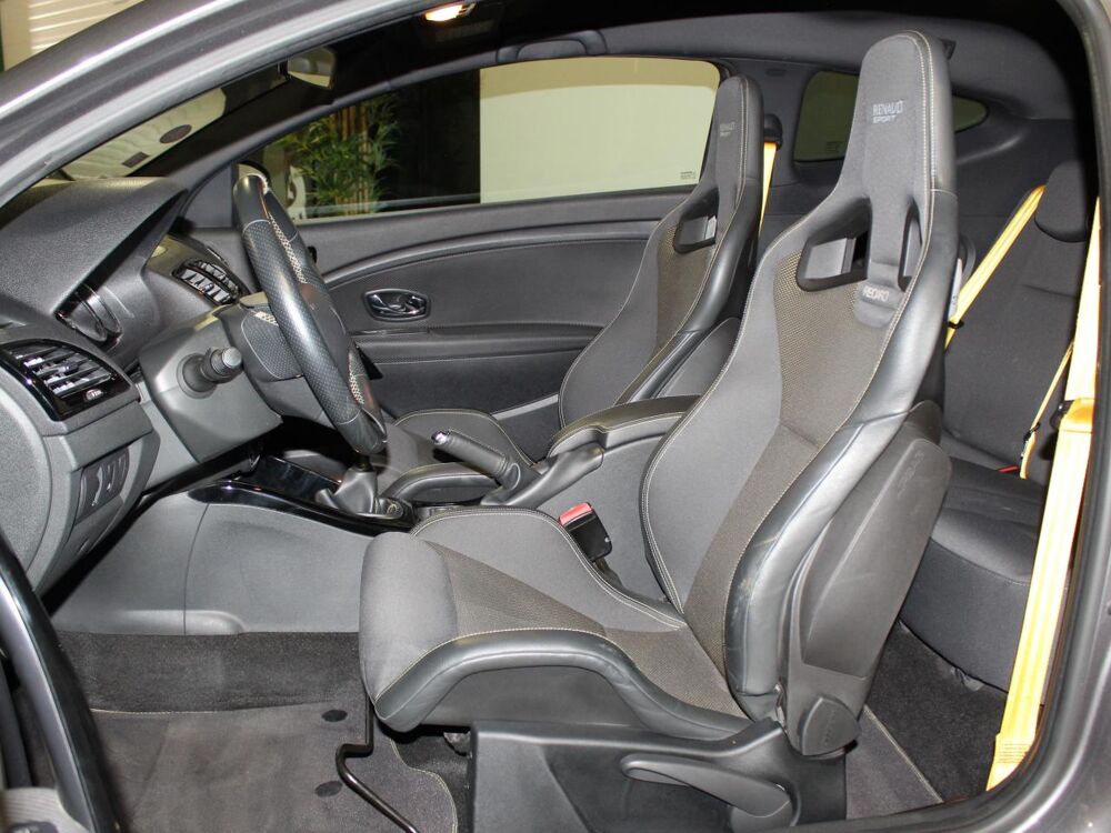 M&eacute;gane R.S 265CH - CHASSIS CUP - SI&Egrave;GES RECARO 2012 occasion 95340 Bernes-sur-Oise