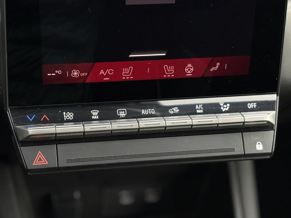 Symbioz E-Tech Full Hybrid 145 Iconic avec Cam&eacute;ra 360&deg;, et Hayon mai 2025 occasion 35300 Foug&egrave;res
