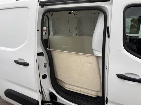 Partner Standard 1000KG 1.5 BlueHDi S&S - 130 III FOURGON Fourgon G 2020 occasion 71880 Ch&acirc;tenoy-le-Royal