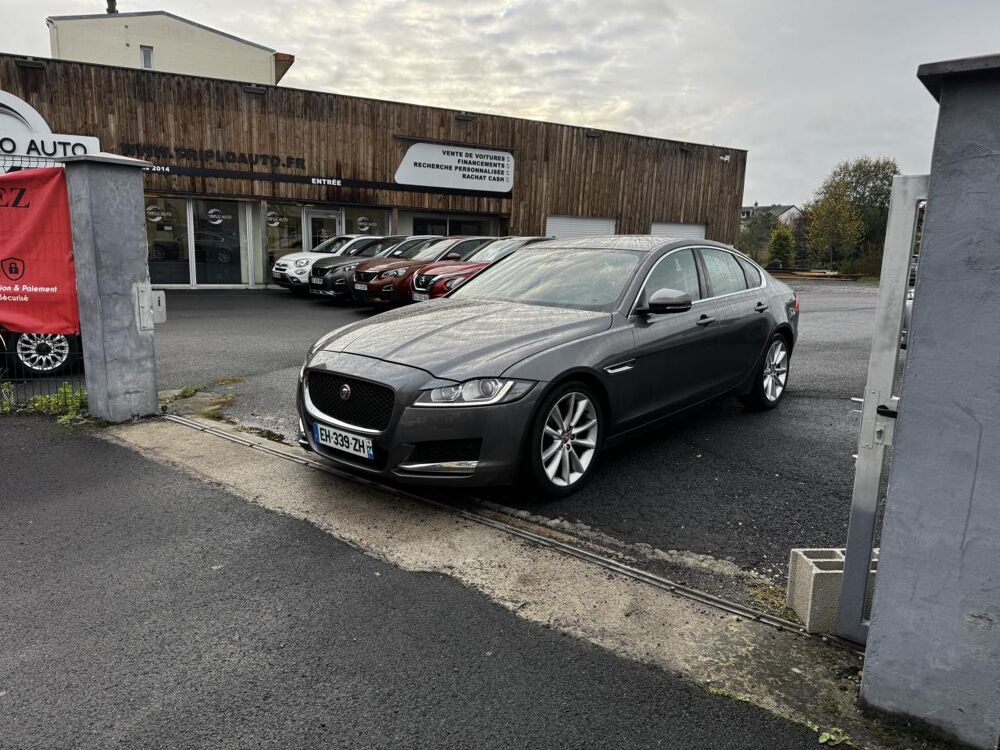 XF 2.0 D - 180 BVA S&S Prestige Gps + Camera AR + Clim 2016 occasion 19100 Brive-la-Gaillarde