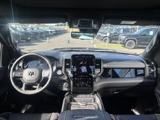 RAM 1500 CREW LIMITED NIGHT EDITION BOX HAYON MULTI V8 5,7L 2026 occasion 91830 Le Coudray-Montceaux