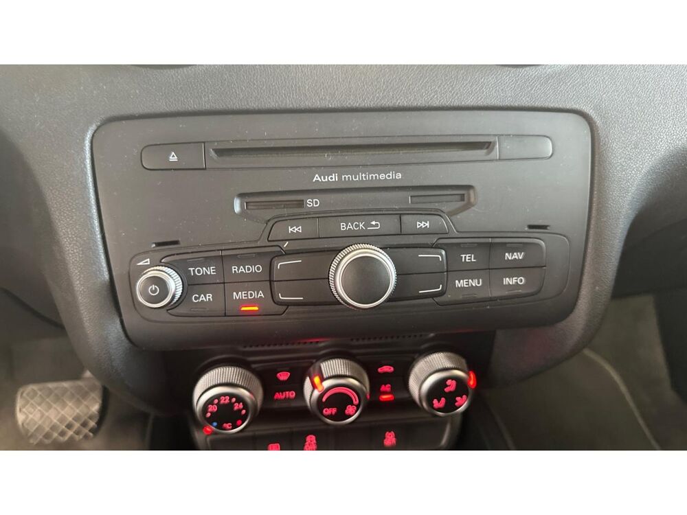 A1 1.4 TFSI 122 S-tronic S LINE 2011 occasion 17600 Saujon