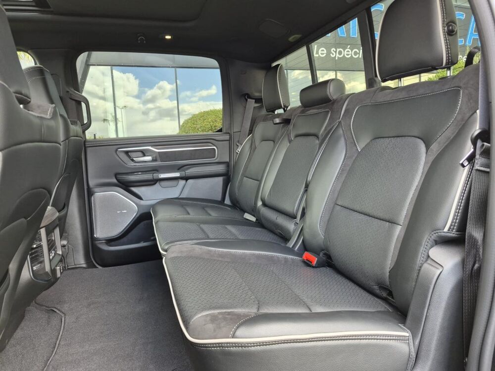 RAM 1500 CREW LAIE SPORT NIGHT EDITION AIR BOX HAYON MULTI 2025 occasion 91830 Le Coudray-Montceaux